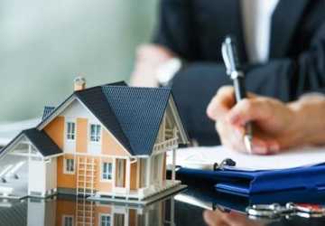 The Top 10 Legal Pitfalls to Avoid in Real Estate Transactions